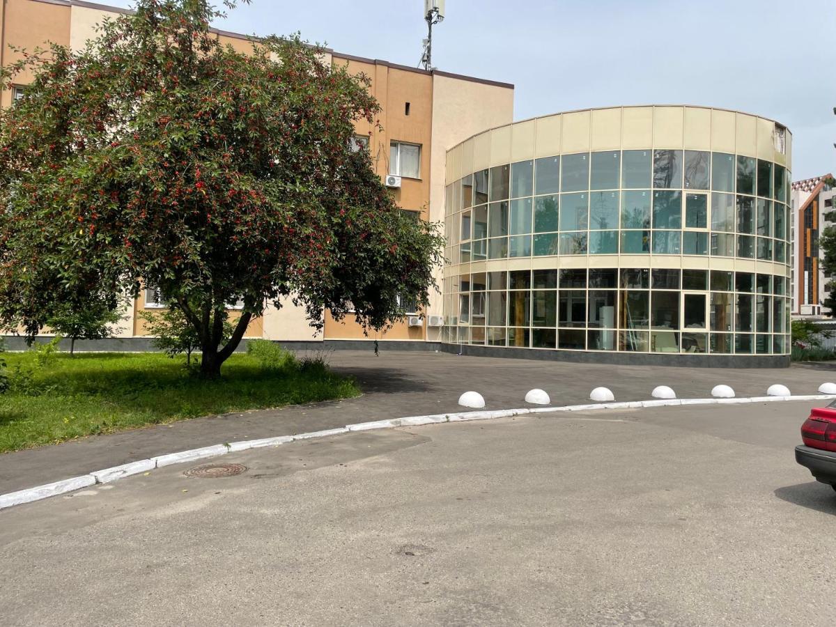 Dinamo Hotel Kharkiv Exterior photo